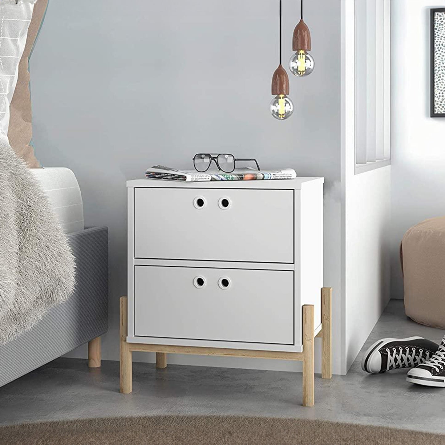 Mesita de Noche Nordica con Patas de Pino