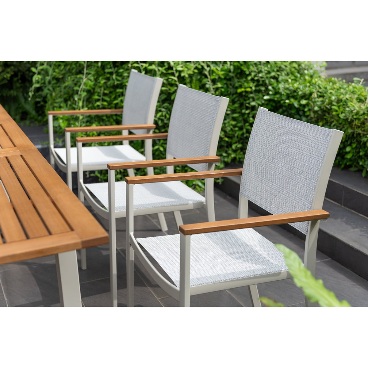 Comedor Extensible Tagula de Exterior con 8 Sillas de Madera y Aluminio
